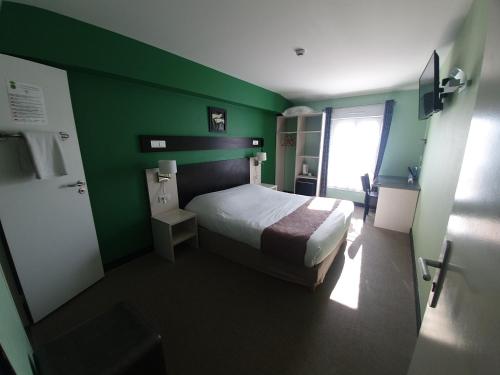 1 double bed