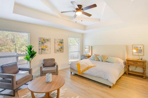 Malakoff Retreat with Hot Tub and Lake Access! in Malakoff, USA