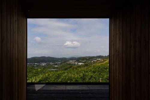 The Black Cabin Oban in Soroba