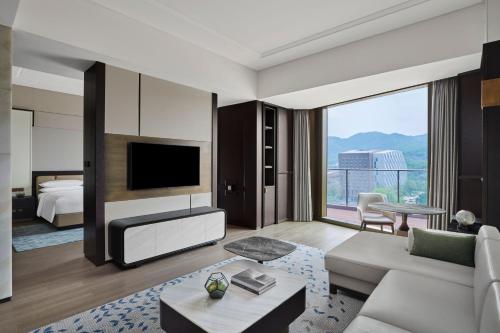 Executive Elite Suite image 5