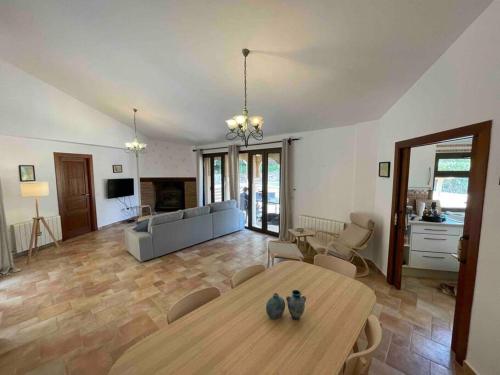 Iekārtas, Casa Estrella in Turre