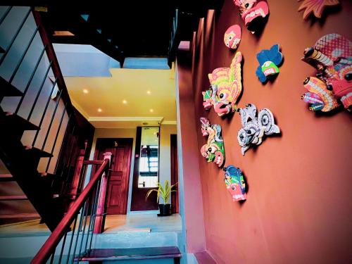 館内設備, ベッド ステーション 210 (Bed Station 210) in キャンディ