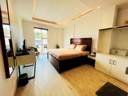 ベッド ステーション 210 (Bed Station 210) in キャンディ