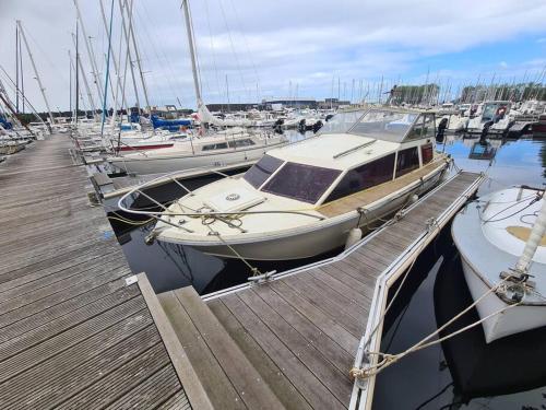 Bateau - Hôtel - Ouistreham