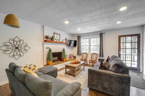 Boone Vacation Rental with Private Hot Tub and Deck in Boone, USA