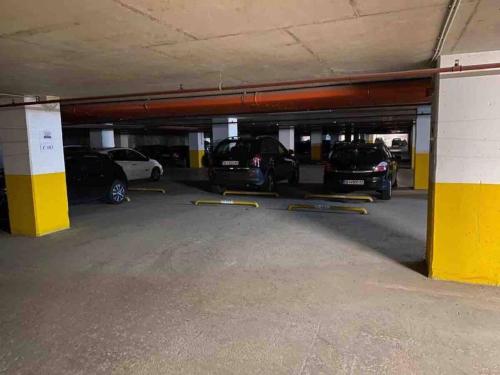 Skyline Retreat Apartment at Sky Towers with Spa and Fitness Access