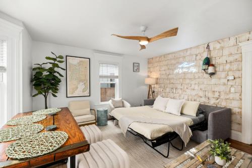 A by the Bay - Stunning Seaside Apartment detail