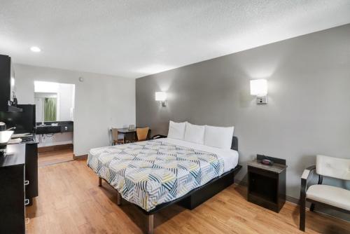 Studio 6-Bryan, TX - University Area in Bryan, USA