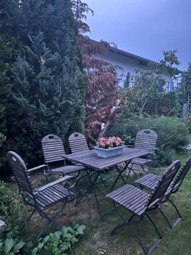Dārzs, Zimmer zum Wohlfühlen (Zimmer zum Wohlfuhlen) in Eching (Landshut)