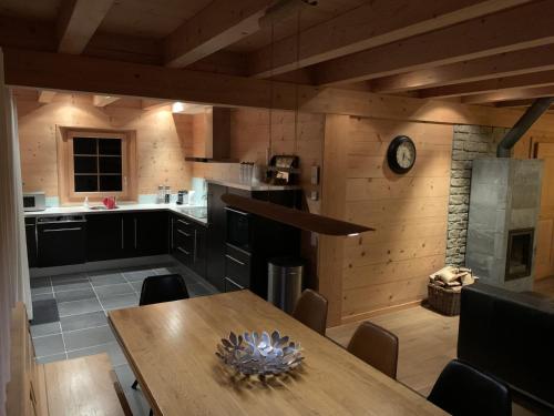 Chalet Courage in Champery