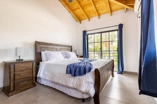 Villas Elim A and B in קבררה