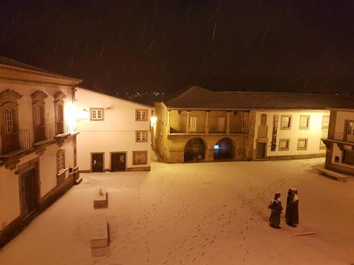 ทัศนียภาพ, Casa da Praça (Casa da Praca) in มิรานดา โด ดูโร