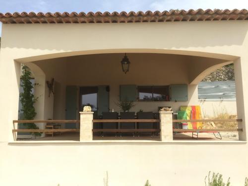 Erkély/terasz, Charmante maison avec piscine in Artignosc-sur-Verdon