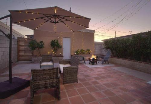 Charming 3BR-1mile to Beach, near Disney/Conv in Huntington Beach (CA)