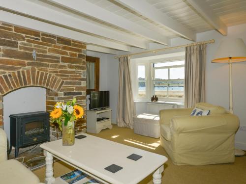 Prydes Cottage St. Mawes - image 12