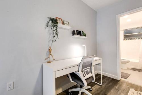 Airport Loft 1b full kitchen Virg 10 in Miami, USA