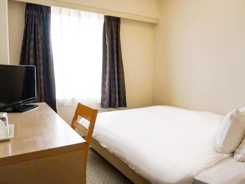 Double Room with Small Double Bed - Non-Smoking