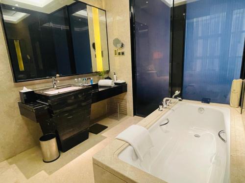 489382919 Maanshan Wanda Realm Hotel