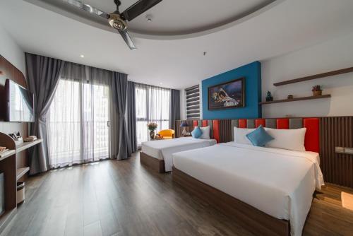 489390207 Aaron Boutique Hotel