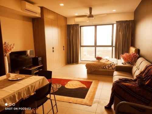 Cozy Studio unit KLIA - Bell suites - Horizon Suites- Wifi- Parking Swimming Pool near ERL Railway Station - Salak Tinggi