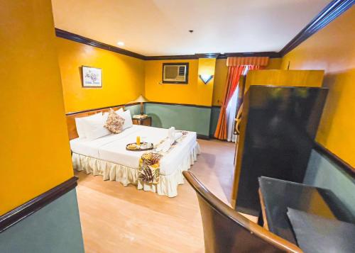 room detail thumbnail 1