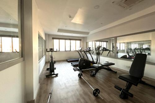 Fitness center, Manhattan Business Hotel in Male City and Airport