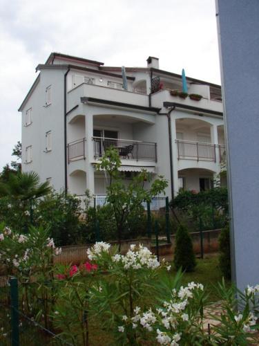  Apartment Latica in Novigrad