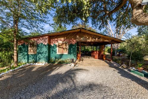 Sentrim Tsavo Lodge