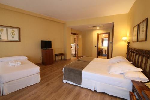 Hotel Puente Romano de Salamanca - image 8