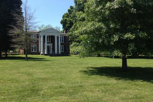 The Denny House - image 6