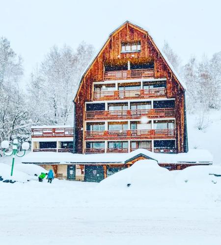 Appartement les 2 alpes 6 personnes au cœur de la station - Location saisonnière - Les Deux-Alpes