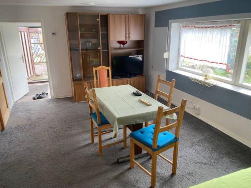 Facilities, Bungalow im Grunen in Werneuchen