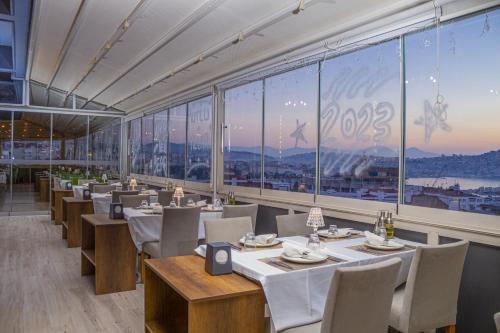 Ресторан, Suhan Seaport Hotel in Кушадаси