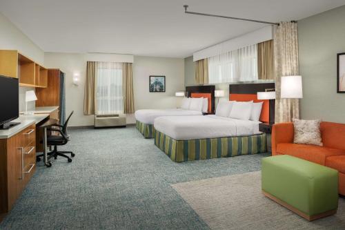 2 queen beds