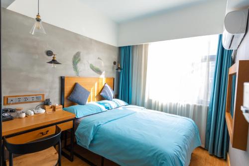 1 queen bed