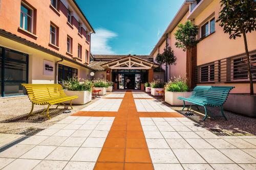 Entrance, Sporting House Hotel in Avenue de Fronton