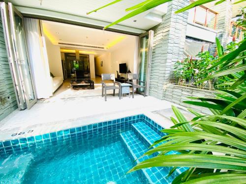 Beachfront 2br 2bath apartment private jacuzzi pool 50 meter to Naithon beach