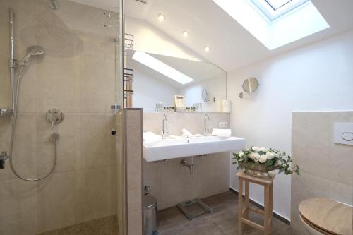 489467655 Hotel Maier zum Kirschner