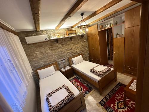 Ahmetaj Guest House - image 10