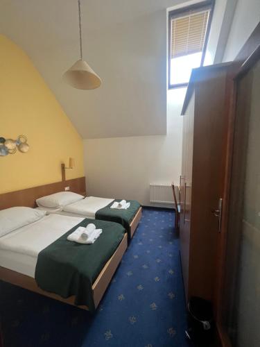 Hotel Apollon - image 4