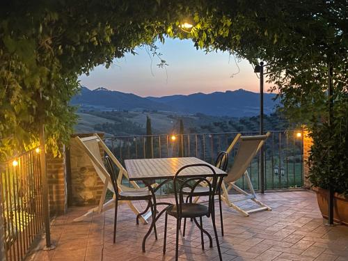 Villa with Garden View