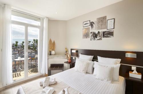 Hotel du Vieux Port - image 11