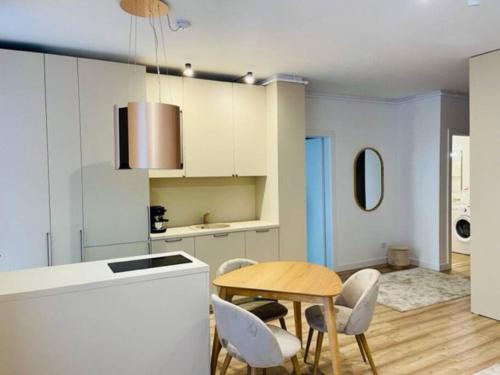 Timișoara Joy City Stay Vivalia 7B-26 2-Star Single Room pool