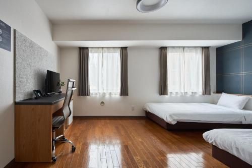 room detail thumbnail 1