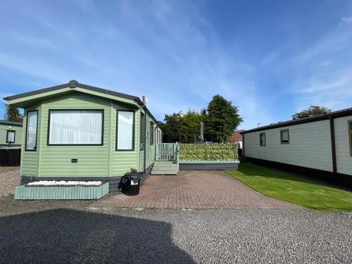 6 Rannoch, lovely holiday static caravan for dogs & their owners.