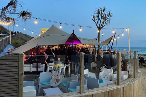 Beach Walk Southbourne SOBO Beach Sleeps 4 in East Southbourne and Tuckton