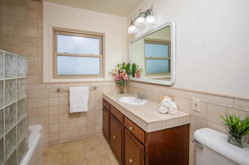 Ocean Beach Luxury + a Private Fireworks Show! in San Diego, USA