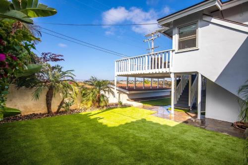 Ocean Beach Luxury + a Private Fireworks Show! in San Diego, USA
