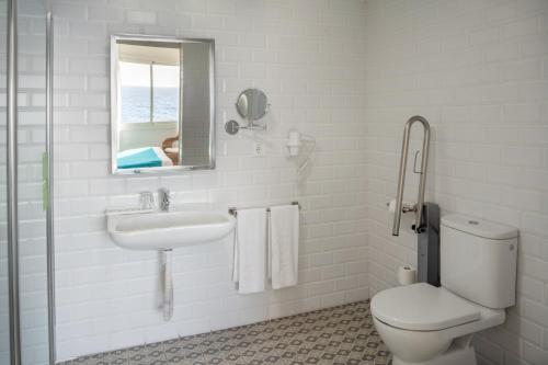 Hotel Ereza Mar - image 4