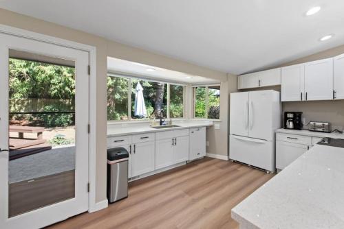 Stylish & Spacious Retreat in Downtown Bellevue, Bellevue (Foto 2)